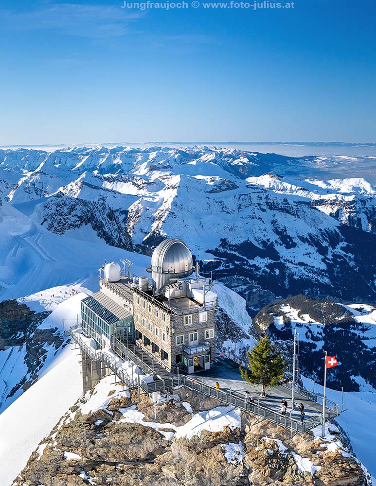 3200_Jungfraujoch_Sphinx_Observatory.jpg, 167kB