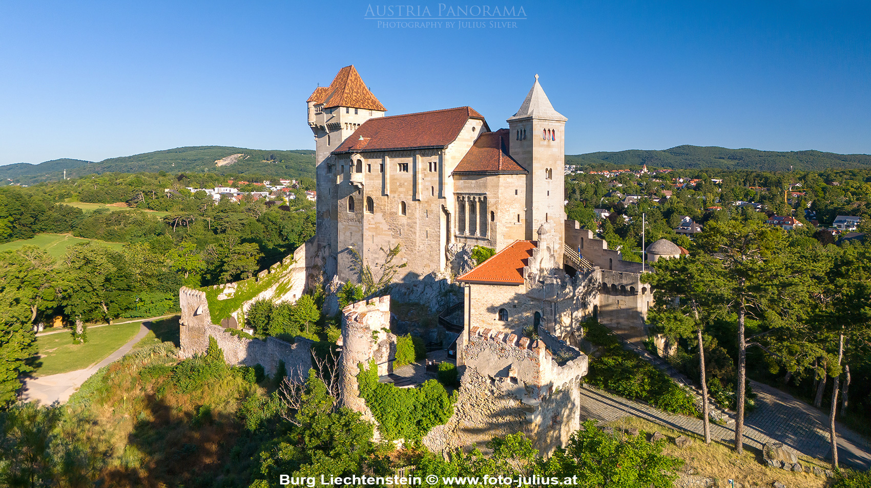 4116a_Burg_Liechtenstein.jpg, 1,1MB