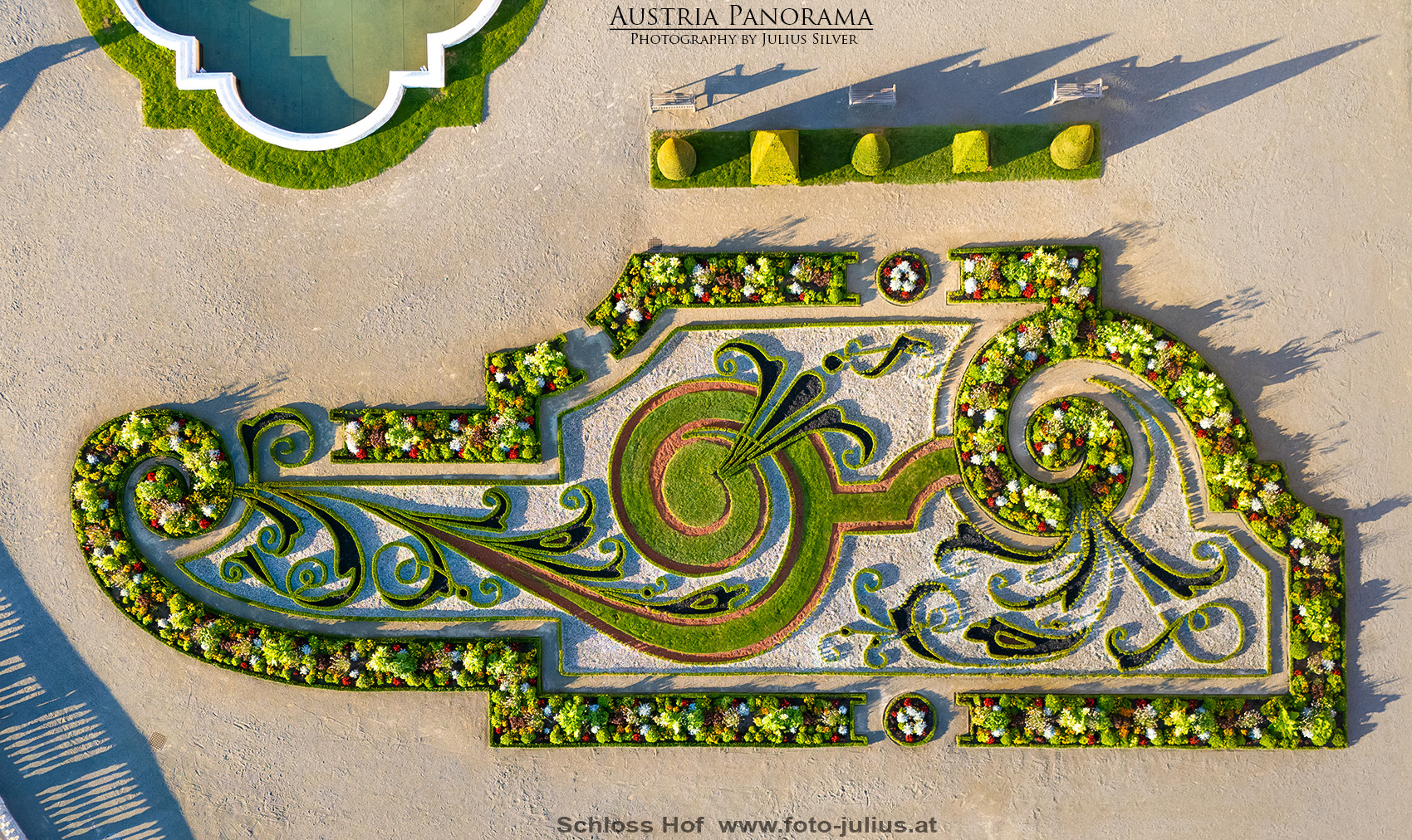 4133a_Schloss_Hof.jpg, 1,4MB