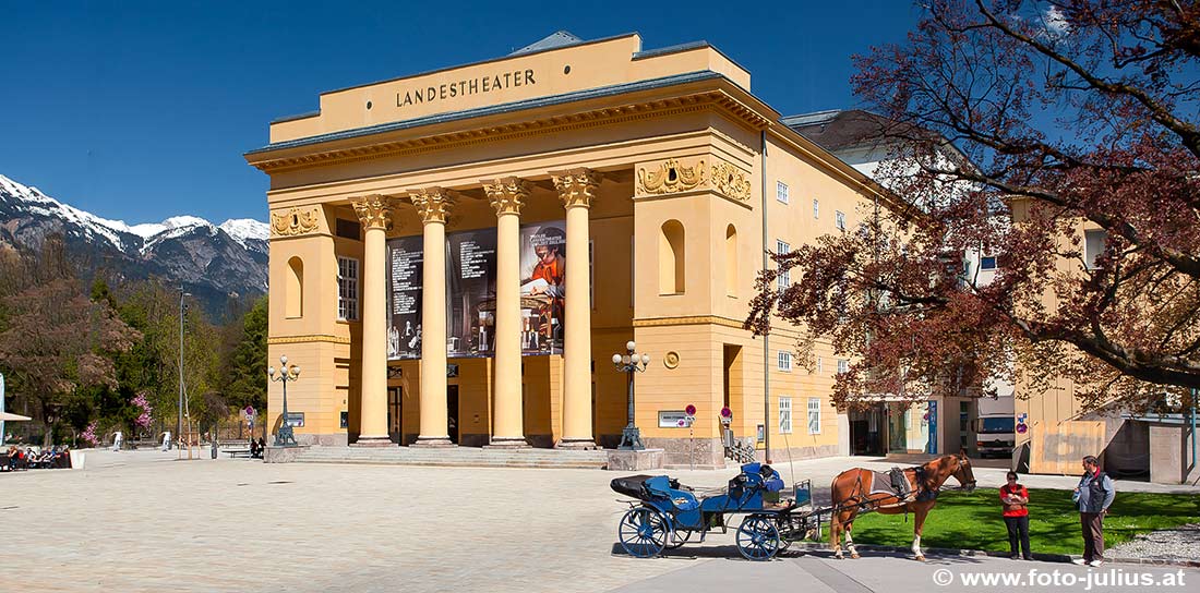 Innsbruck_017b_Landestheater.jpg, 138kB