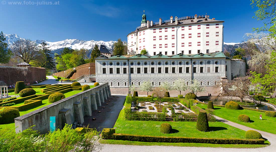 Innsbruck_021b_Schloss_Ambras.jpg, 174kB
