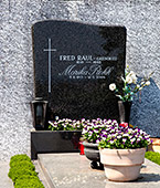 baden165_Helenenfriedhof_Marika_Rokk.jpg, 19kB