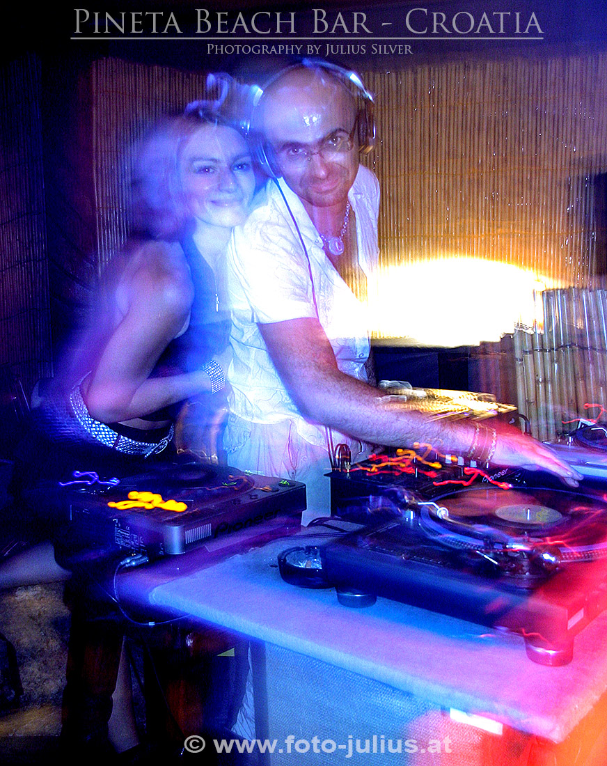 croatia232a_Brist_Gradac_Pineta_Beach_Bar.jpg, 404kB