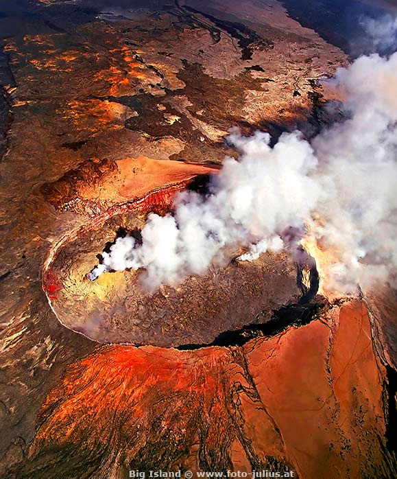 haw005b_Hawaii_Big_Island_PuuOo_Volcano.jpg, 101kB