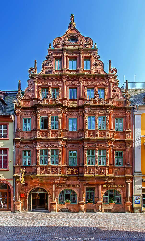 Heidelberg39b_Heidelberg_Haus_zum_Ritter.jpg, 147kB