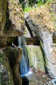 Madeira_090_Nova_and_Moinho_Waterfall.jpg, 15kB