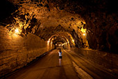 Madeira_125_road_tunnel.jpg, 11kB