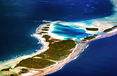 tahiti162_Blue_Lagoon_Rangiroa_Atoll_French_Polynesia.jpg, 15kB