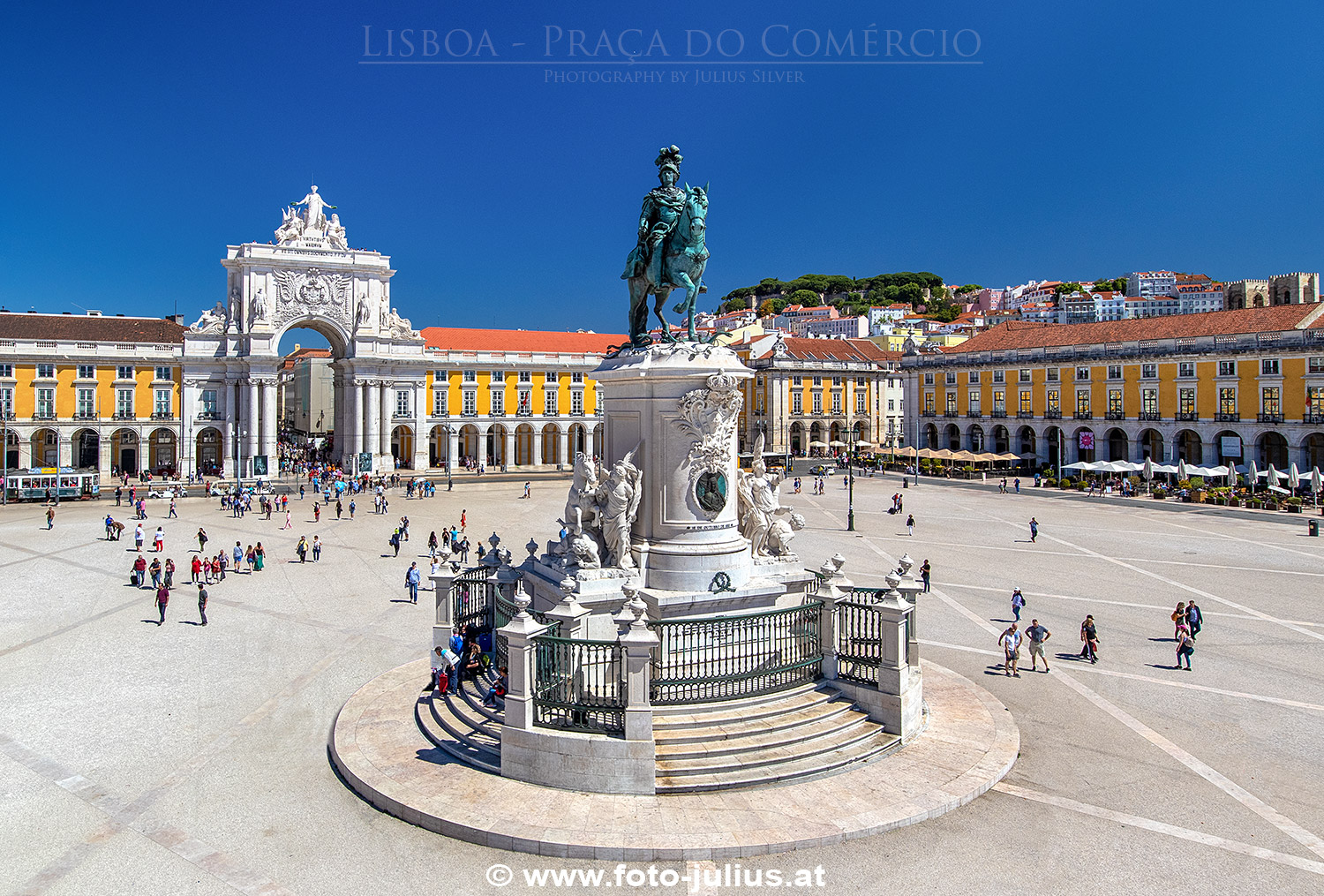 225a_Lissabon_Praca_do_Comercio.jpg, 630kB
