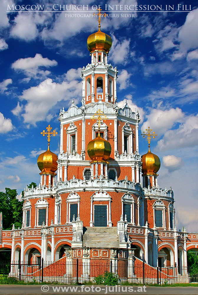 718a_Moscow_Church_of_Intercession_in_Fili.jpg, 350kB