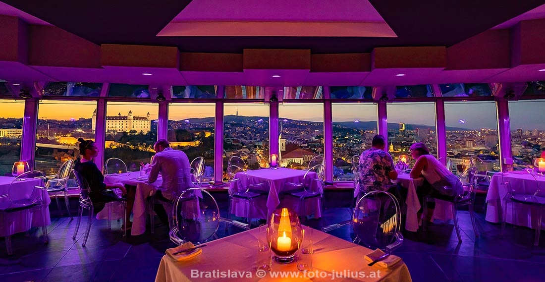 Bratislava_256b_UFO_Restaurant.jpg, 118kB