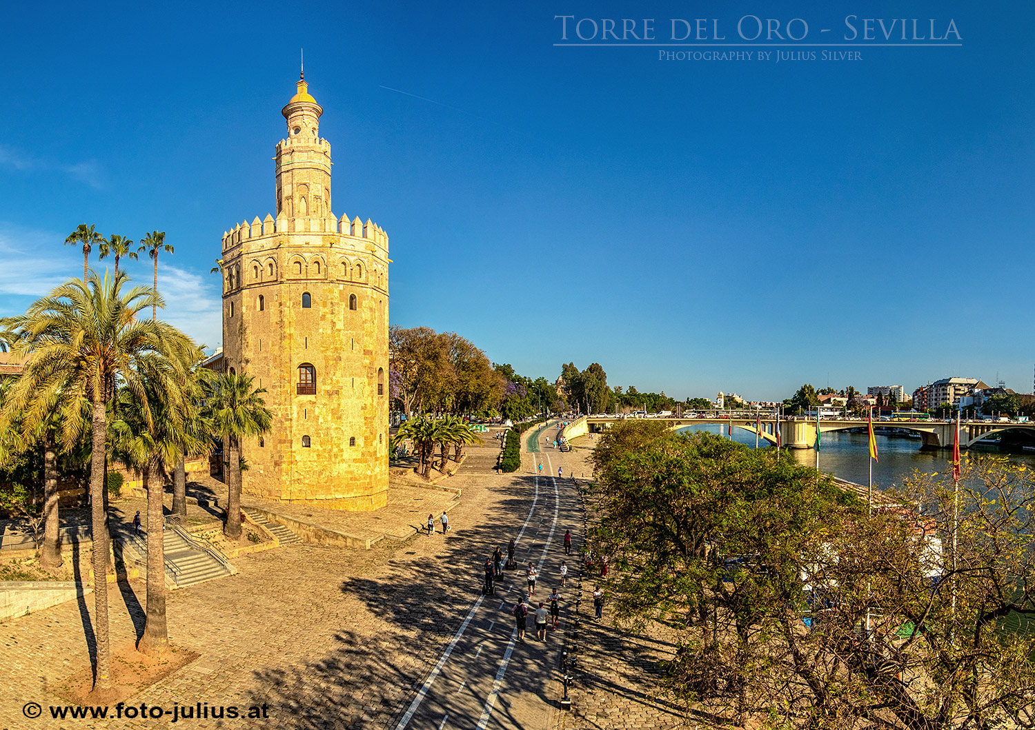 028a_Sevilla_Torre_del_Oro.jpg, 769kB