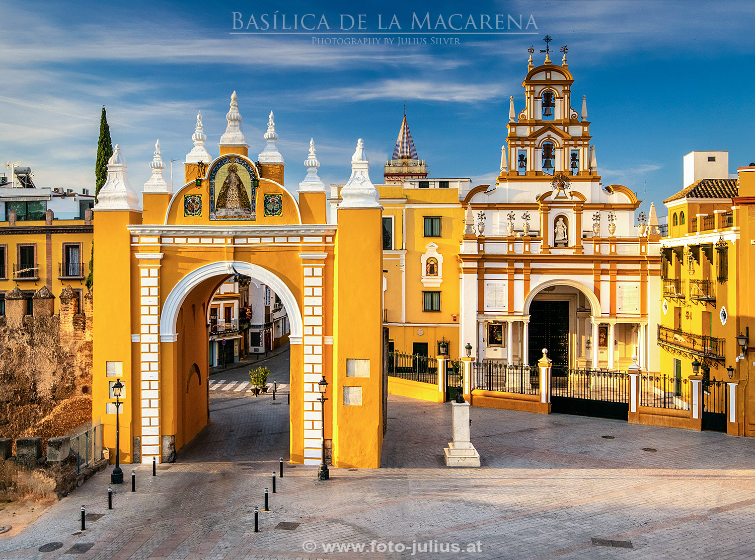 032a_Sevilla_Basilica_de_la_Macarena.jpg, 718kB