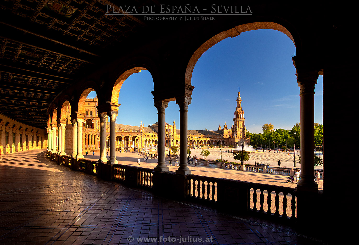 033a_Sevilla_Plaza_de_Espana.jpg, 503kB