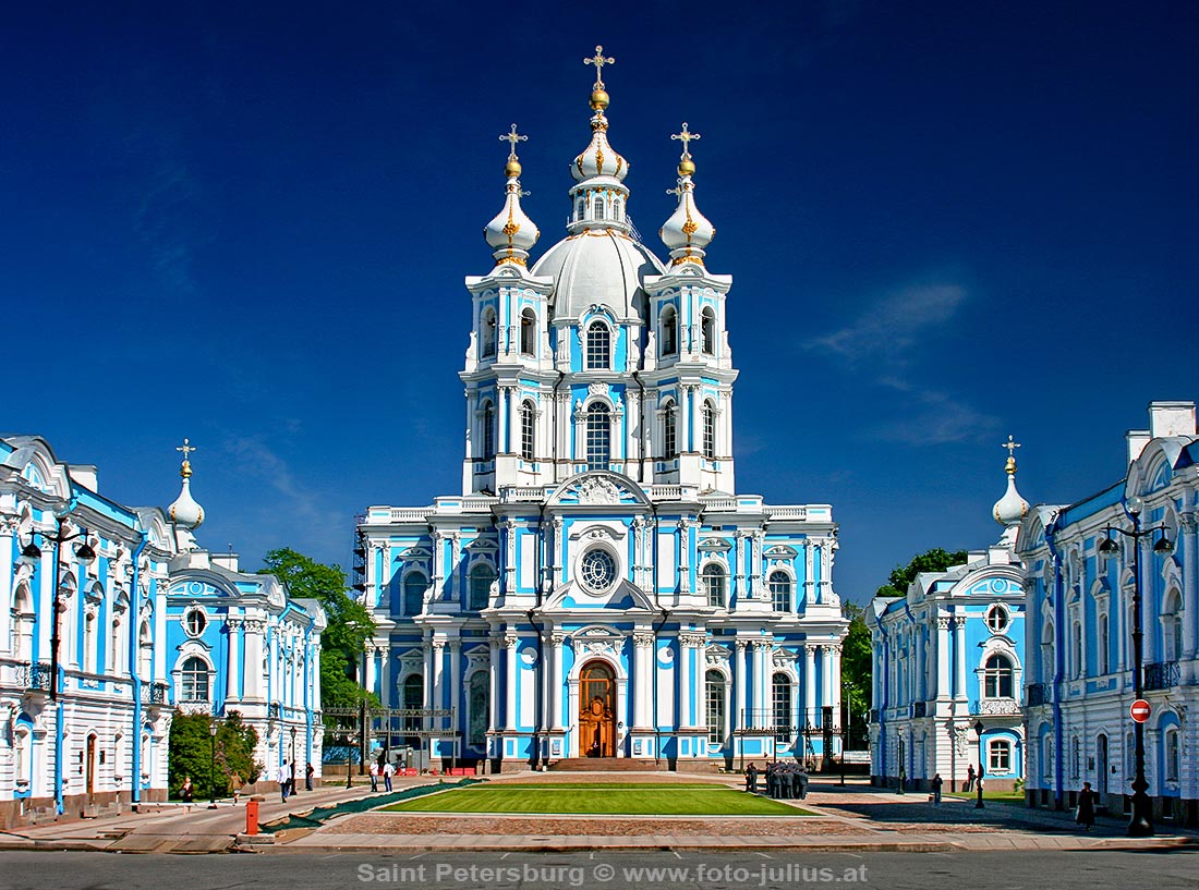 132b_Saint_Petersburg.jpg, 210kB