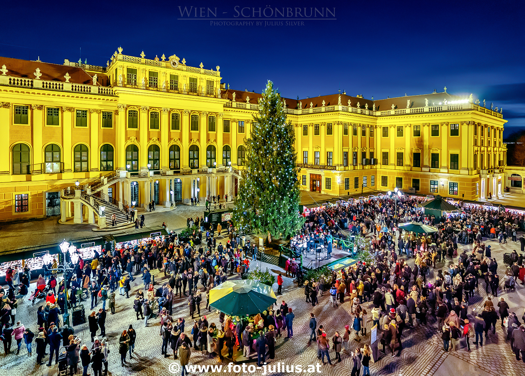 W7062a_Schloss_Schoenbrunn_Weihnachsmarkt.jpg, 1,5MB
