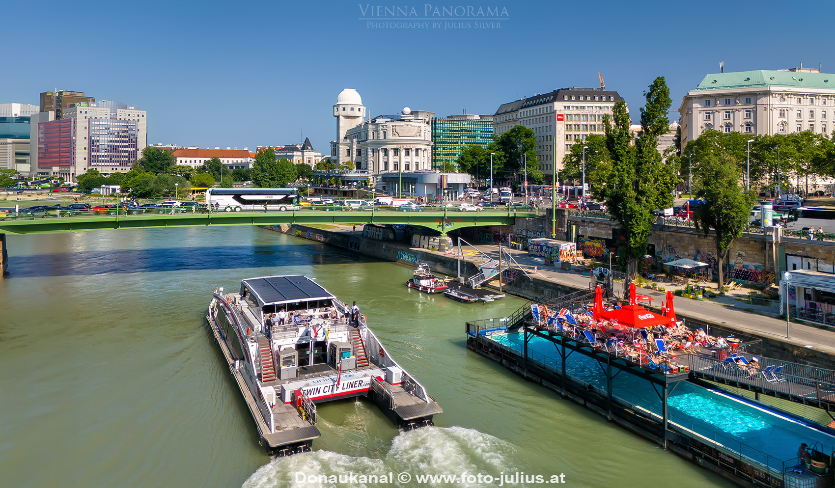 W8013a_Donaukanal_Urania.jpg, 900kB