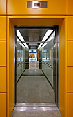 Vienna, Rivergate Building Brogebude Office Center, Handelskai, Photo Nr.: W5020