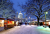 Vienna, Karlskirche im Winter, Adventmarkt Christkindlmarkt, Photo Nr.: W5320