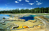 y032_Doublet_Pool_Yellowstone.jpg, 18kB