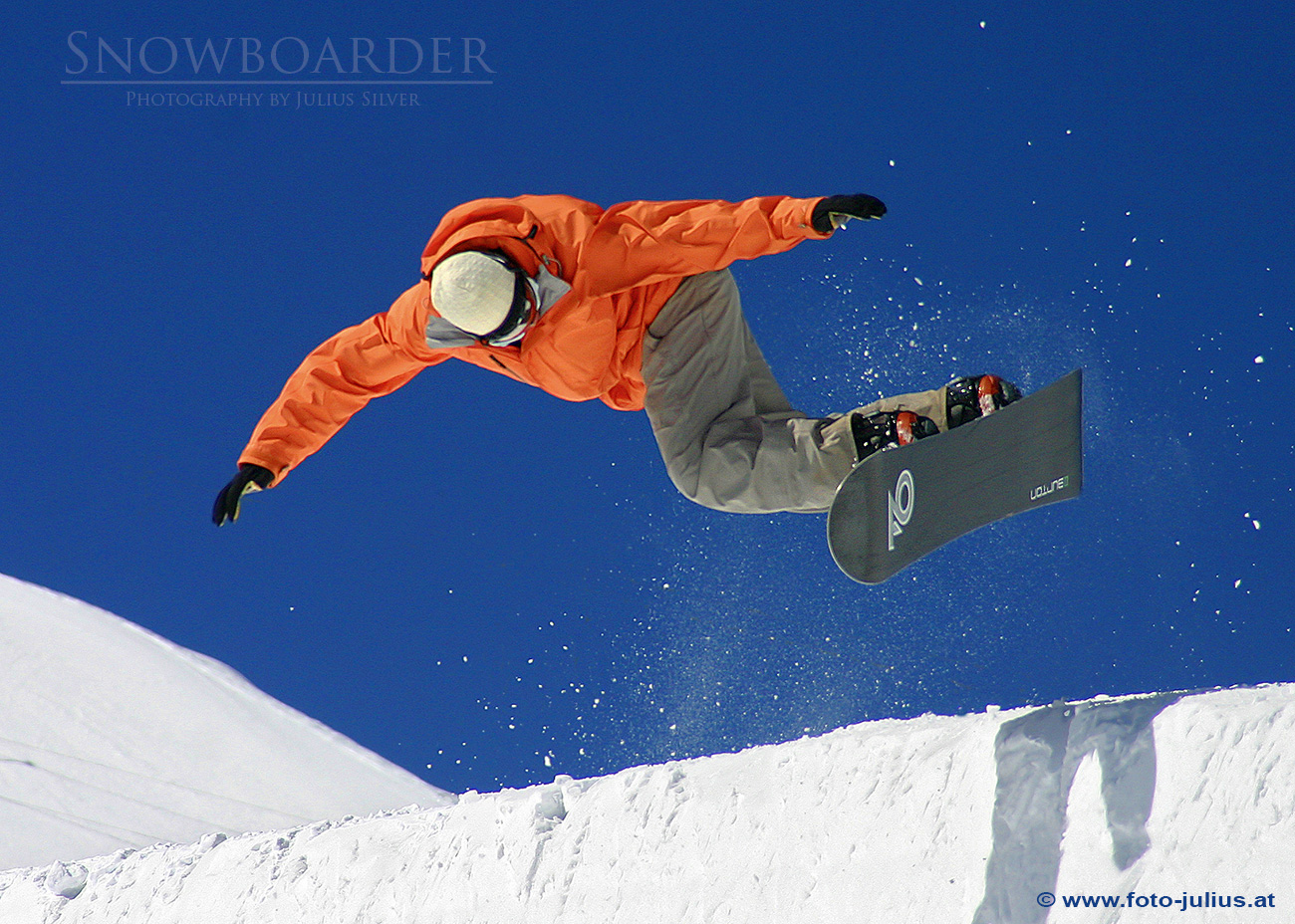 a183a_Snowboarder.jpg, 519kB