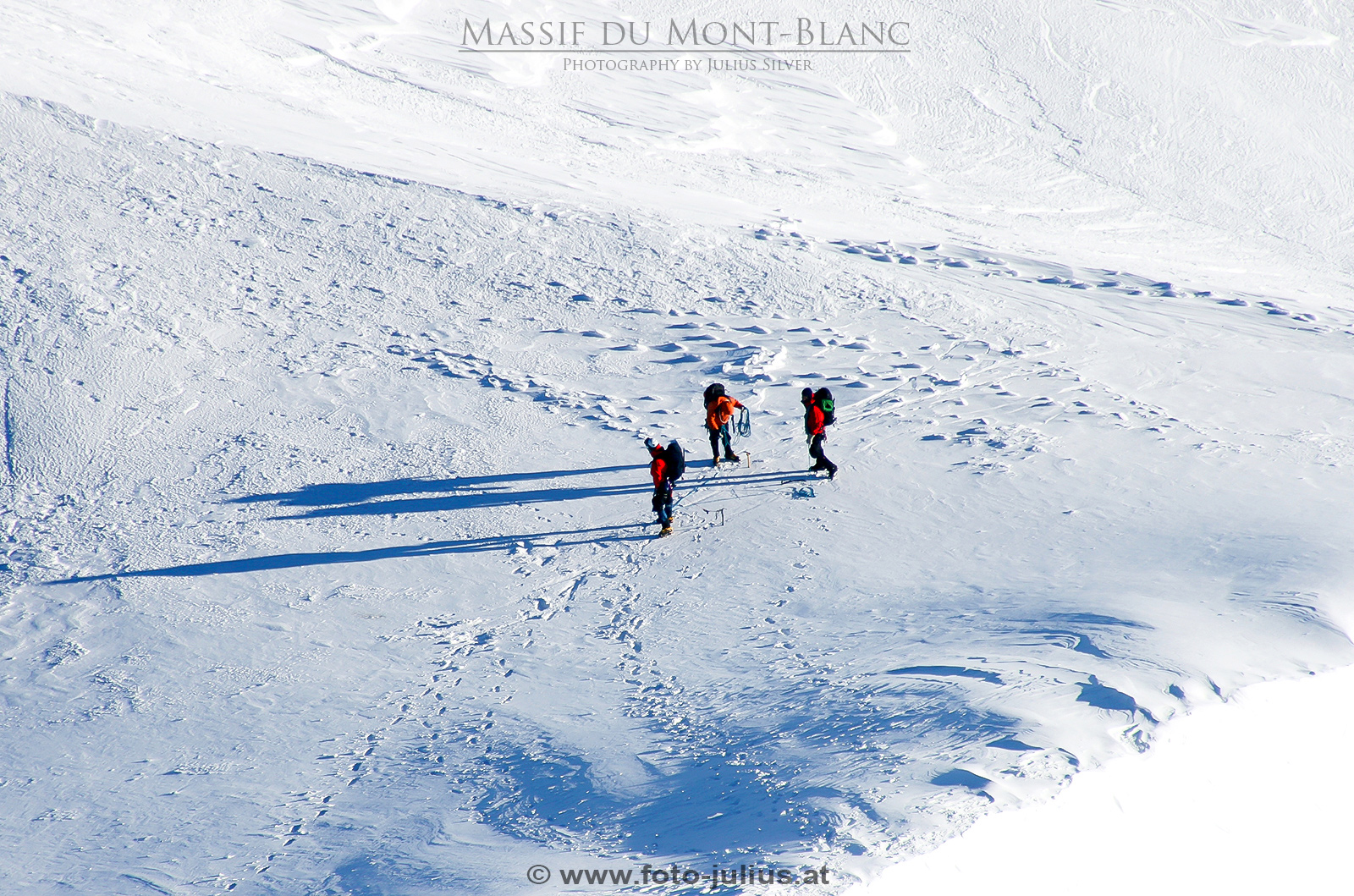 1062a_Mont_Blanc_Massif_Climbers.jpg, 998kB
