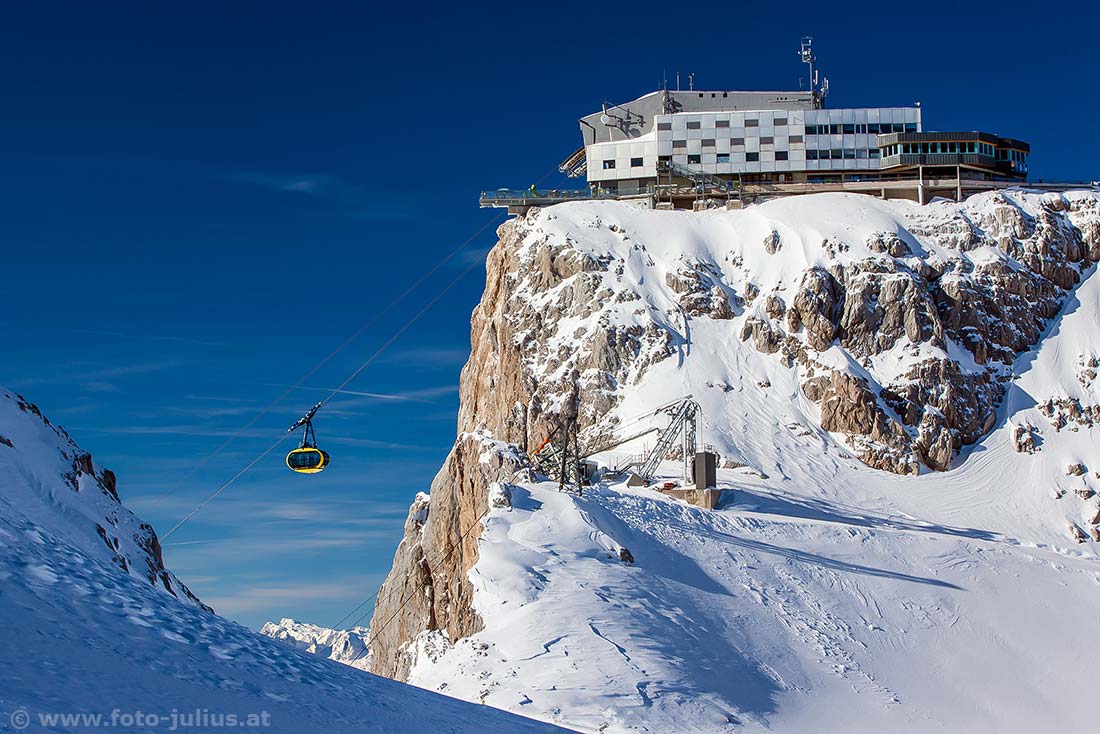 1909b_Dachstein_Bergstation.jpg, 140kB