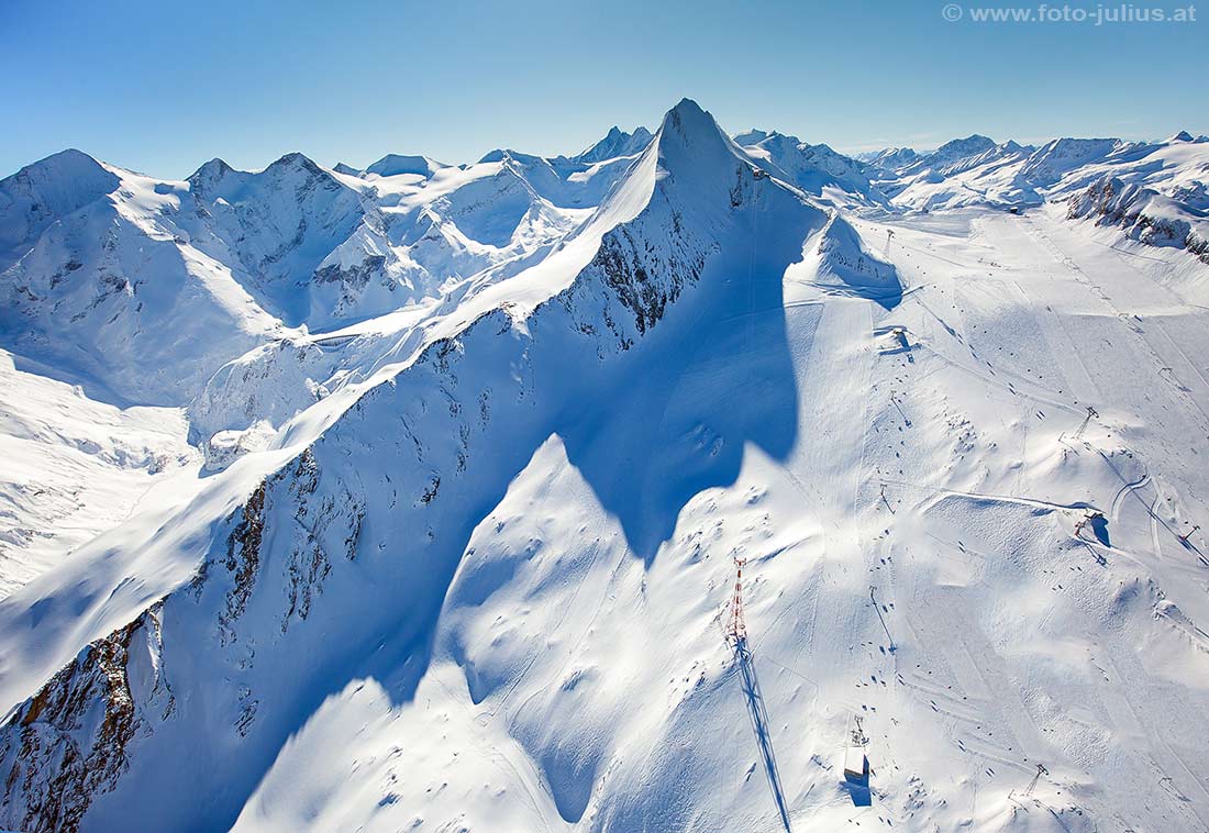 1971b_Kitzsteinhorn_Skigebiet_Gletscher.jpg, 134kB