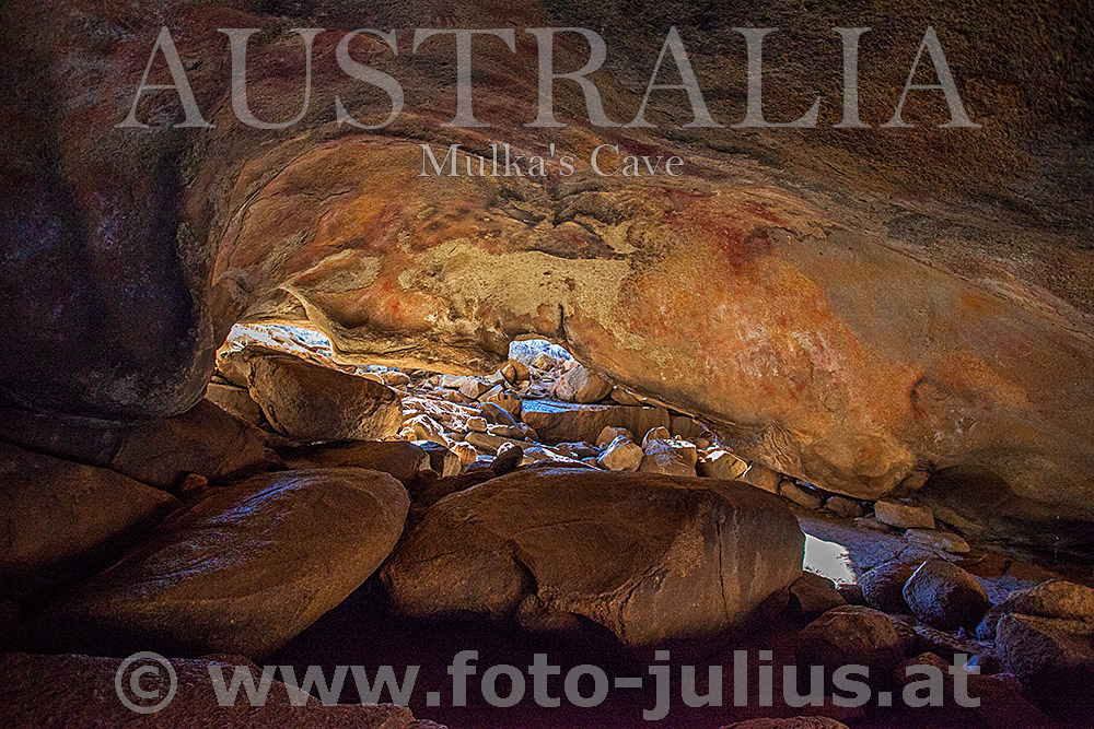 Australia_181+Wave_Rock_National_Park_Mulkas_Cave.jpg, 335kB