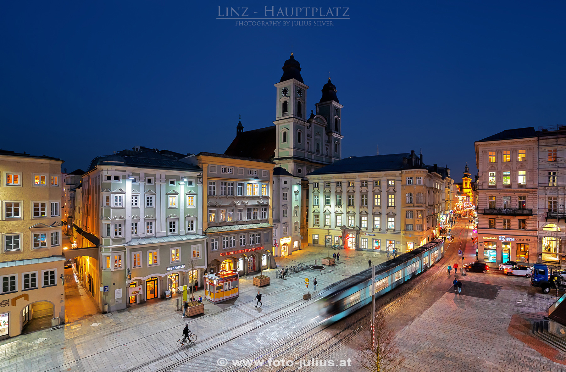 Linz_156a_Hauptplatz.jpg, 921kB