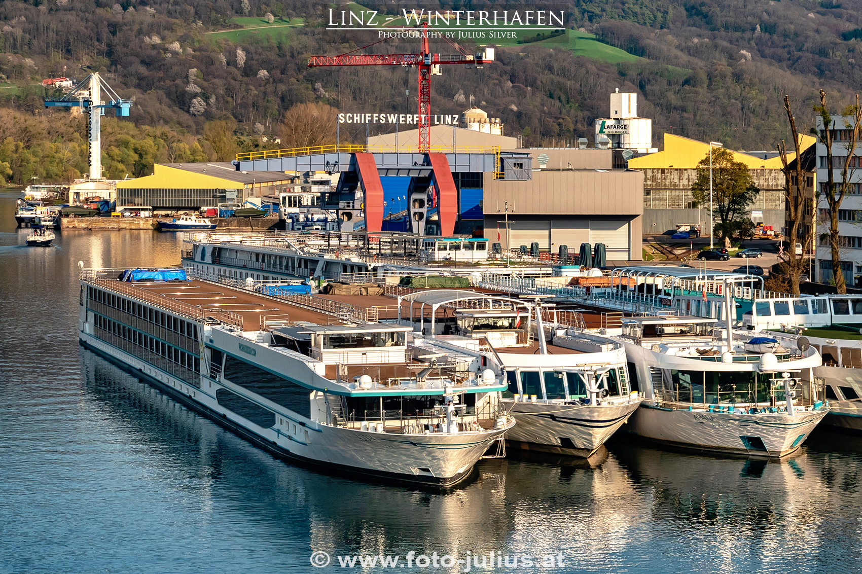 Linz_214a_Winterhafen.jpg, 1,2MB