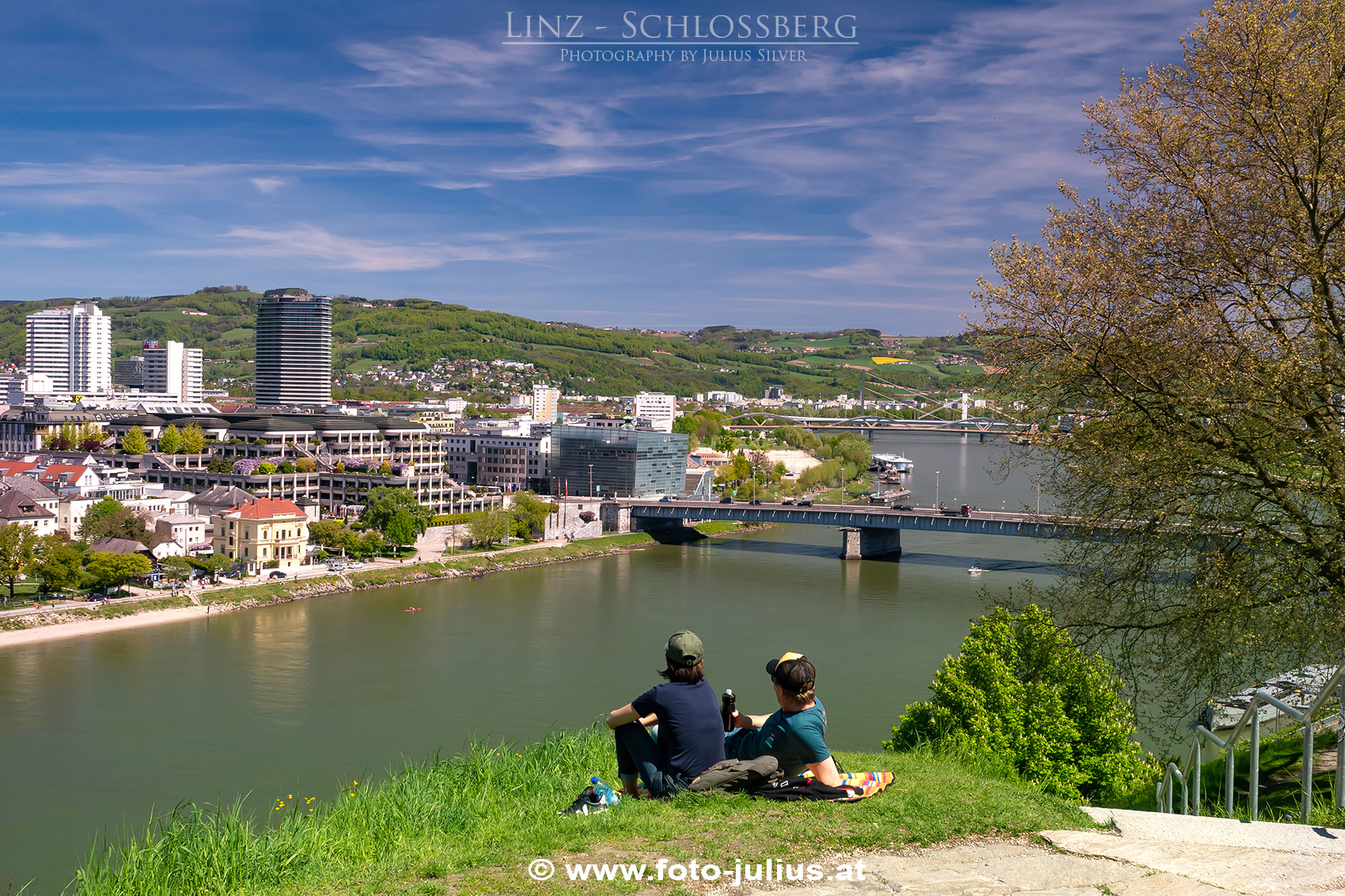 Linz_300a_Schlossberg.jpg, 1,1MB