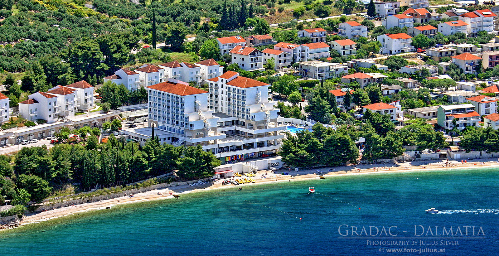 0902a_Gradac_Croatia.jpg, 814kB