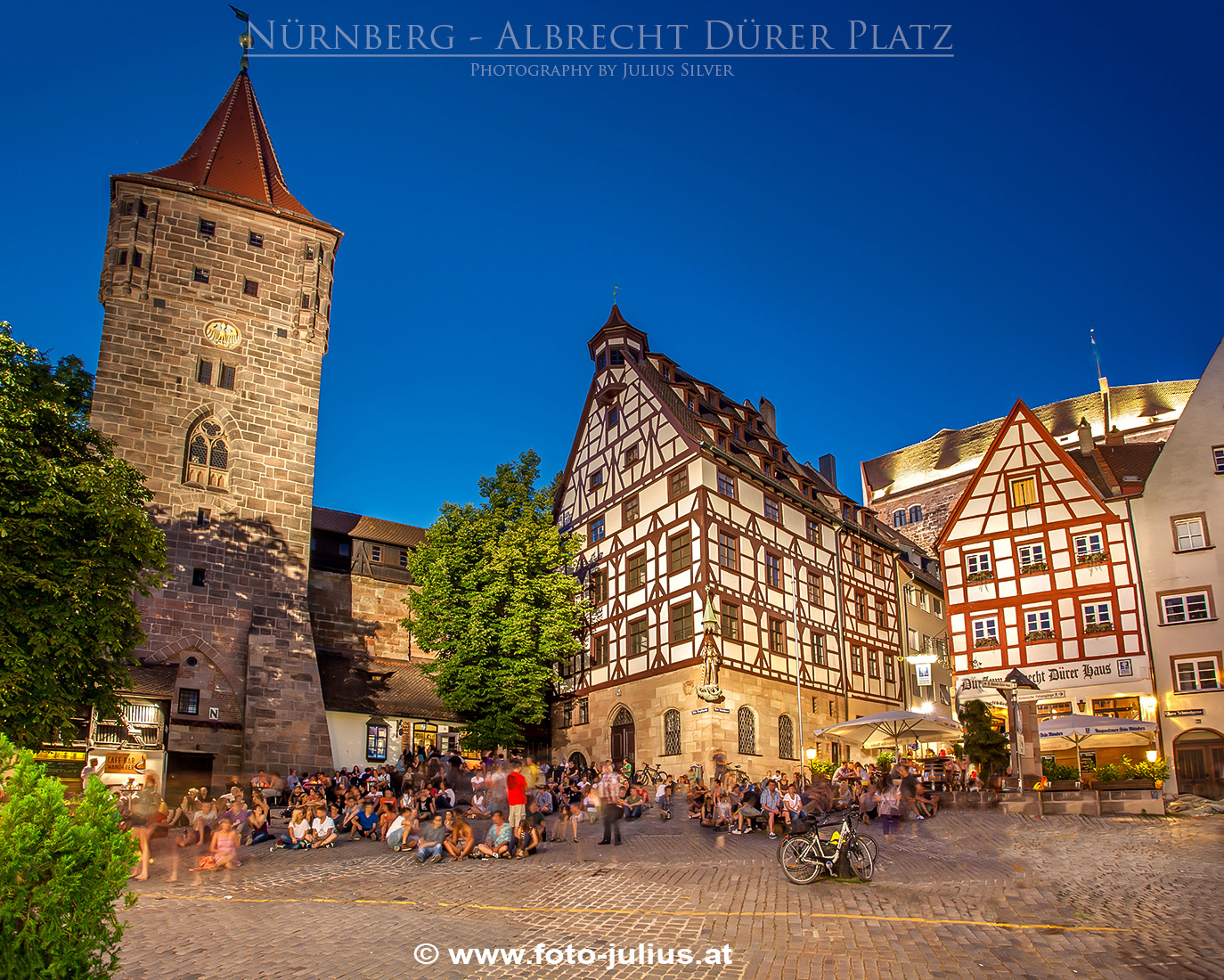 Nurnberg041a_Albrecht_Durer_Platz.jpg, 854kB