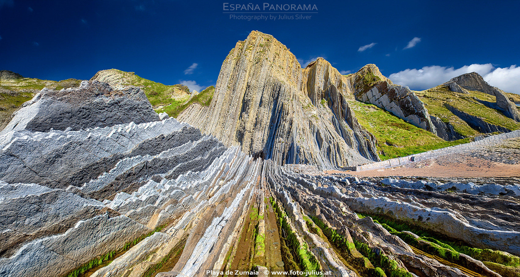 Spain_Panorama_005a_Playa_de_Zumaia.jpg, 1,3MB