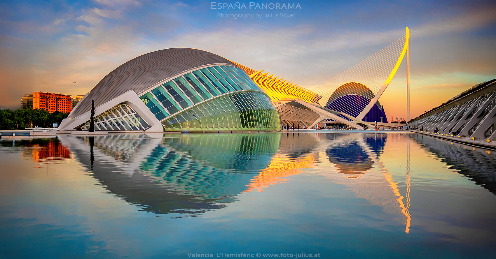Spain_Panorama_024a_Valencia_LHemisferic.jpg, 931kB