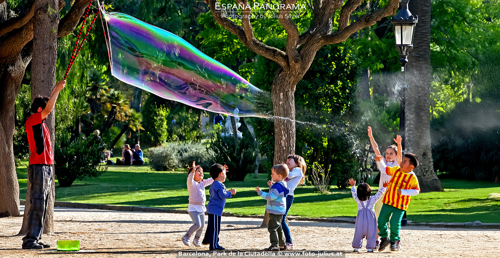 Spain_Panorama_035a_Barcelona_Park_de_la_Ciutadella.jpg, 1,0MB