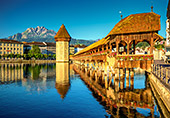 Luzern_004_Kapellbrucke_Pilatus.jpg, 18kB