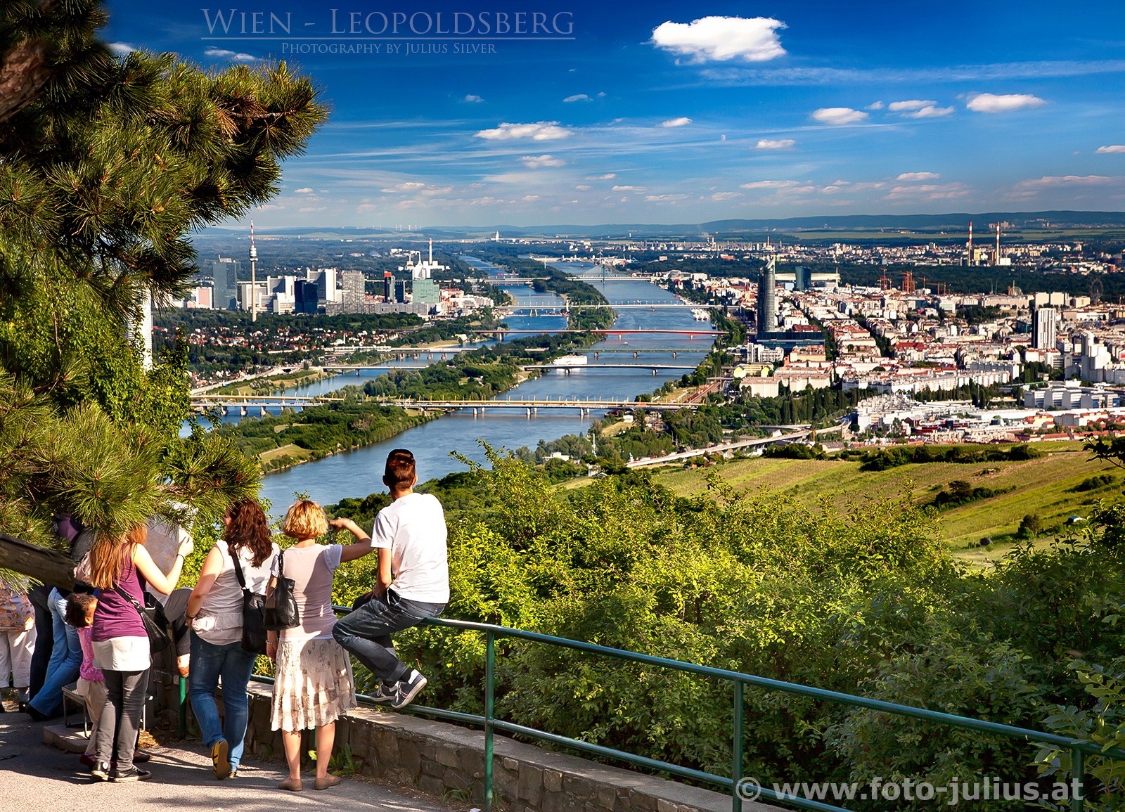 W5660a_Leopoldsberg_Wien.jpg, 1,4MB