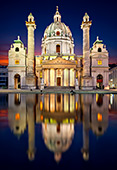 W5725_Karlskirche.jpg, 15kB