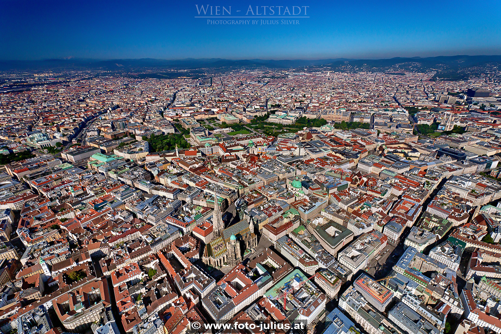 W5955a_Vienna_Old_Town.jpg, 1,2MB