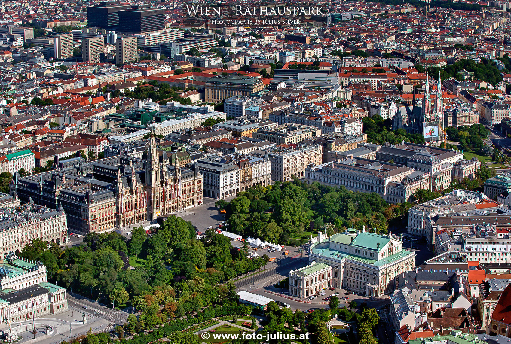 W5993a_Rathausplatz.jpg, 1,4MB