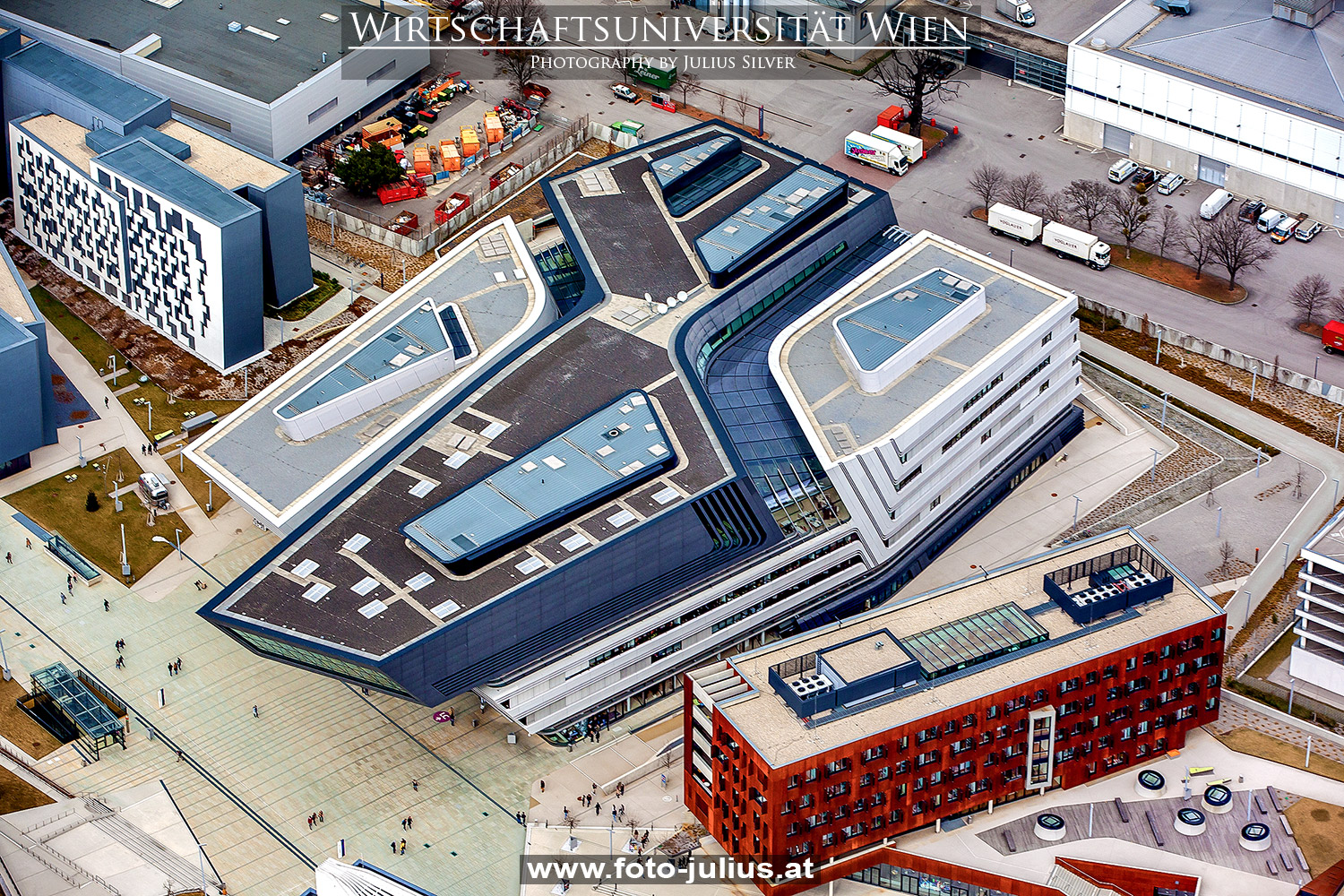 W6425a_WU_Wirtschaftsuniversitaet_Wien_Campus.jpg, 856kB