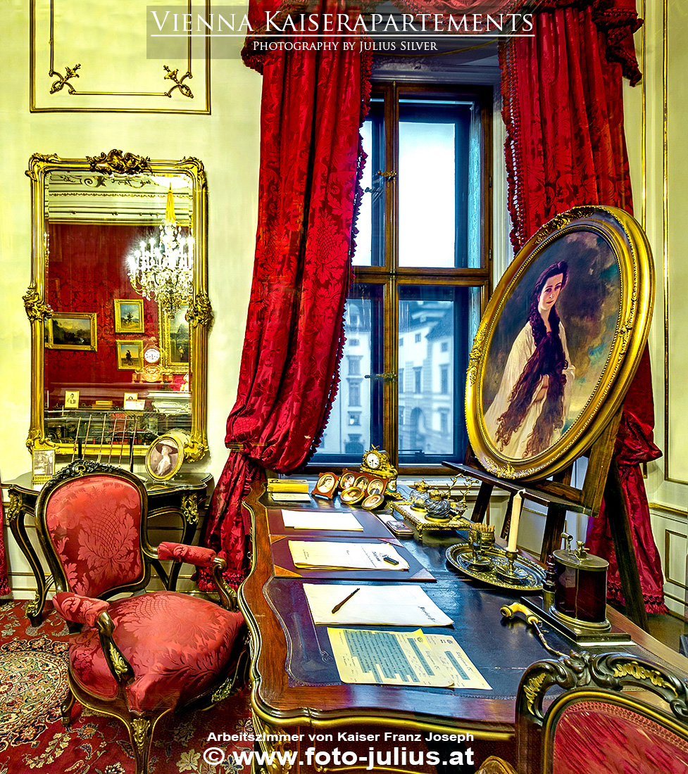 W6506a_Kaiserappartements_Arbeitszimmer_Kaiser_Franz_Joseph.jpg, 816kB