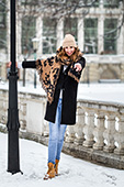 W6709_Wien_Winter_Frau.jpg, 16kB