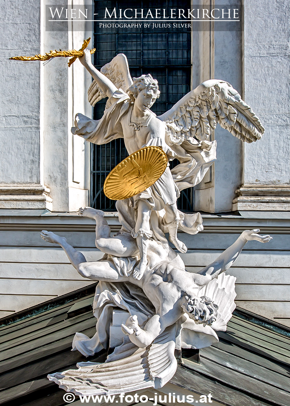 W6719a_Michaelerkirche_Michael_Drache_JHWH.jpg, 646kB