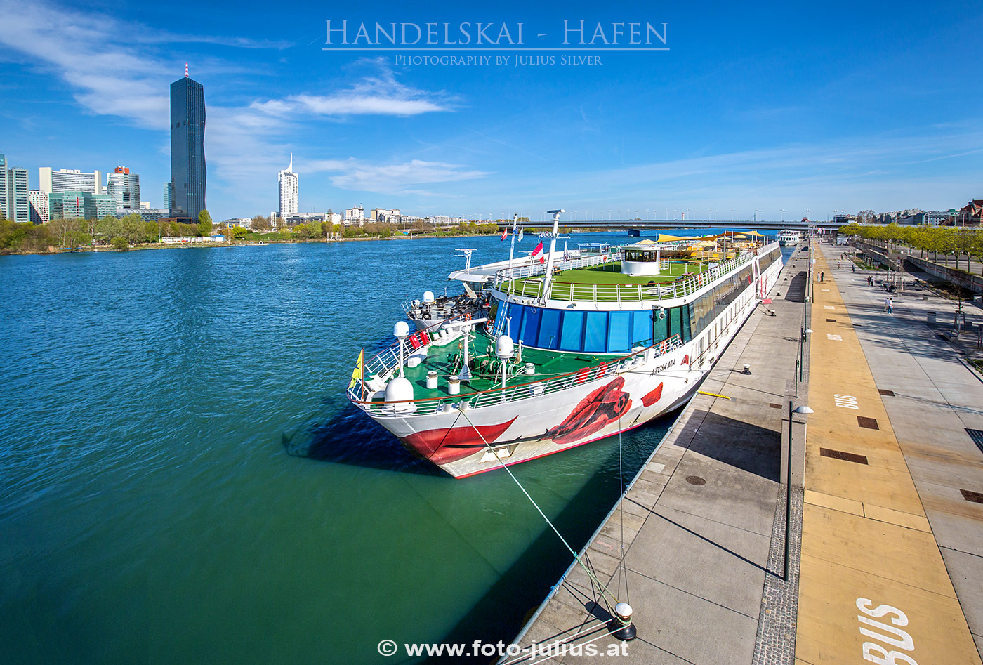 W6811a_Personenhafen_Handelskai_Wien.jpg, 409kB