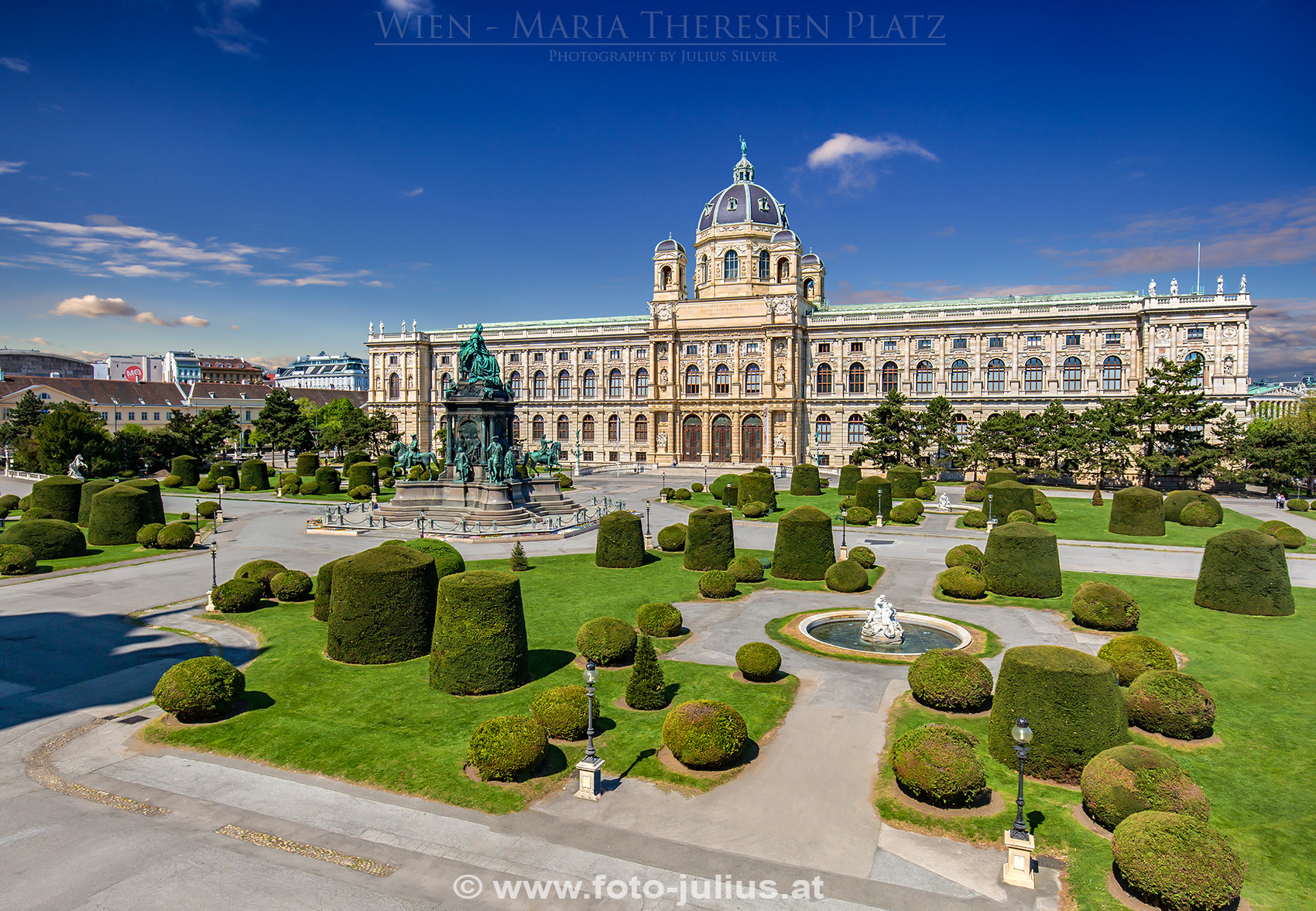 W6837a_Maria_Theresien_Platz.jpg, 1,1MB