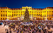 W7061_Castle_Schoenbrunn_Christmas_Market.jpg, 21kB