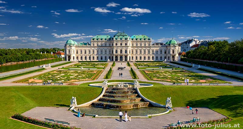 W7158b_Wien_Belvedere_Schloss_pano.jpg, 72kB